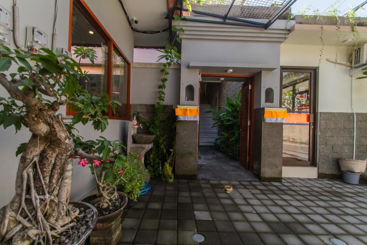 Naksa Homestay Sanur Esterno foto