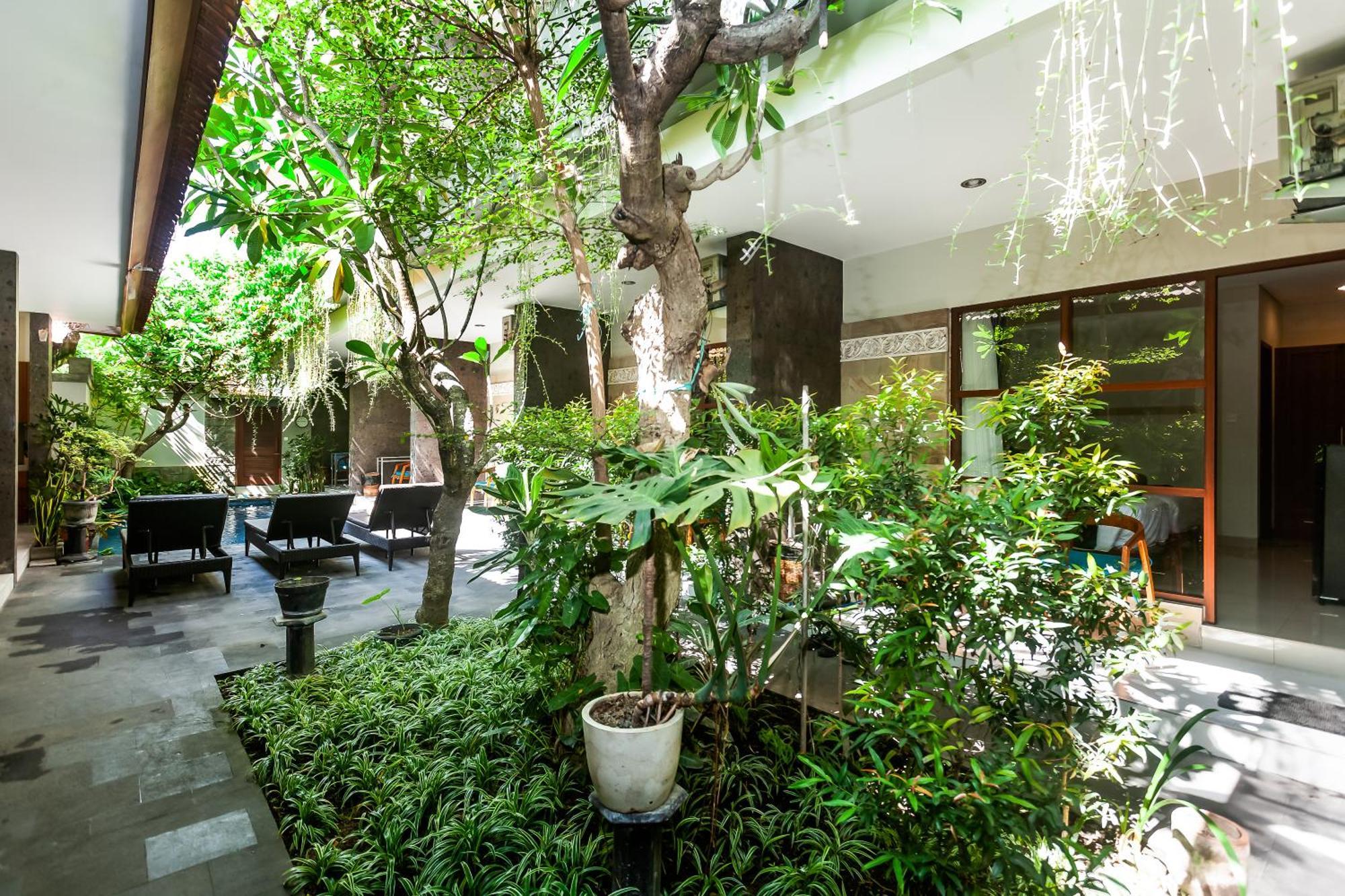 Naksa Homestay Sanur Esterno foto